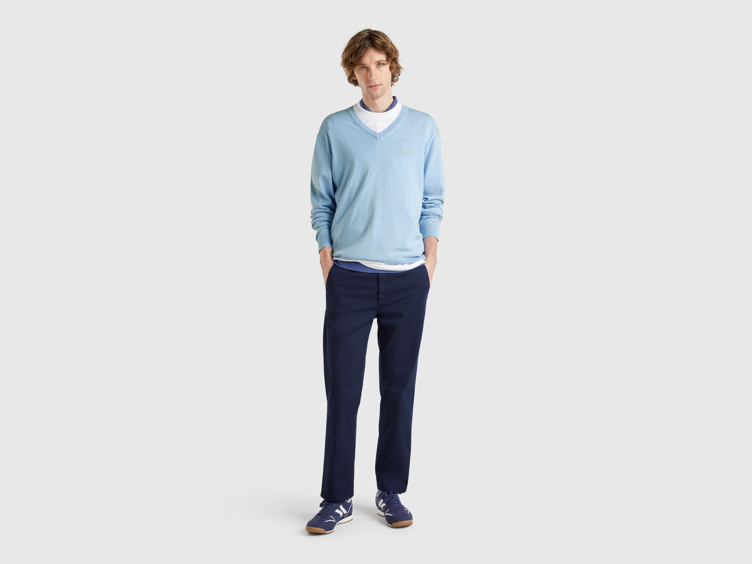 V NECK SWEATER L/S Homme image number 2