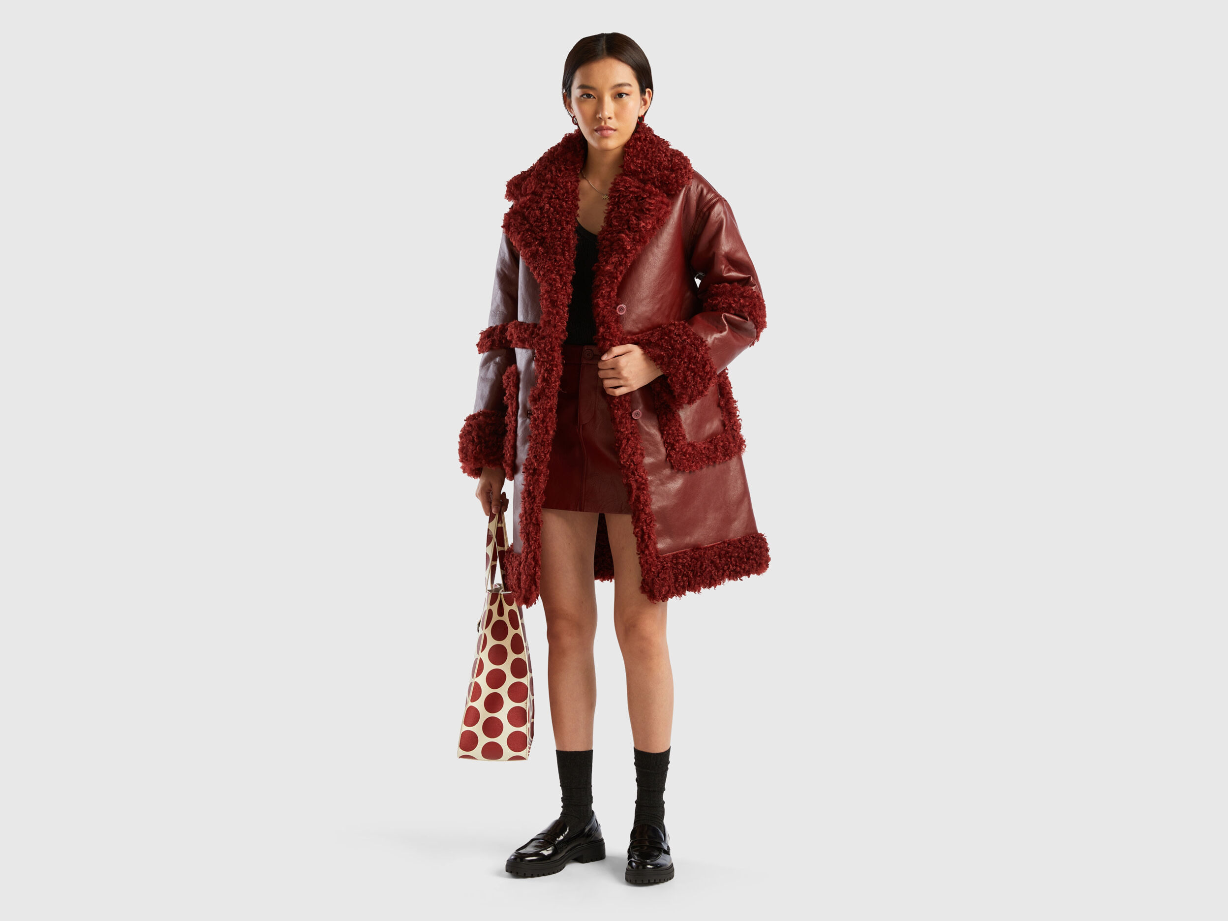 Manteau en tissu enduit fourrure synth tique Bordeaux Benetton