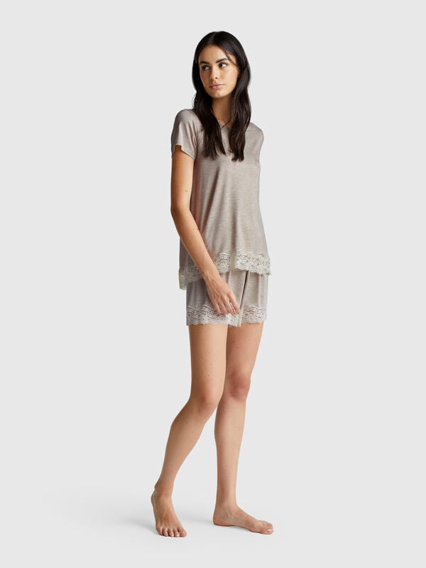Chemise à manches courtes avec dentelle Femme