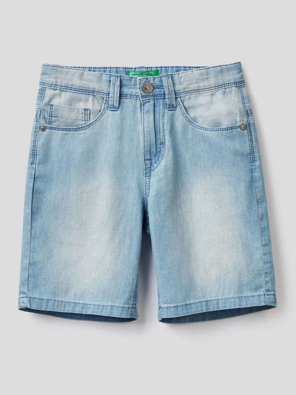 Bermuda en jeans léger image number 1