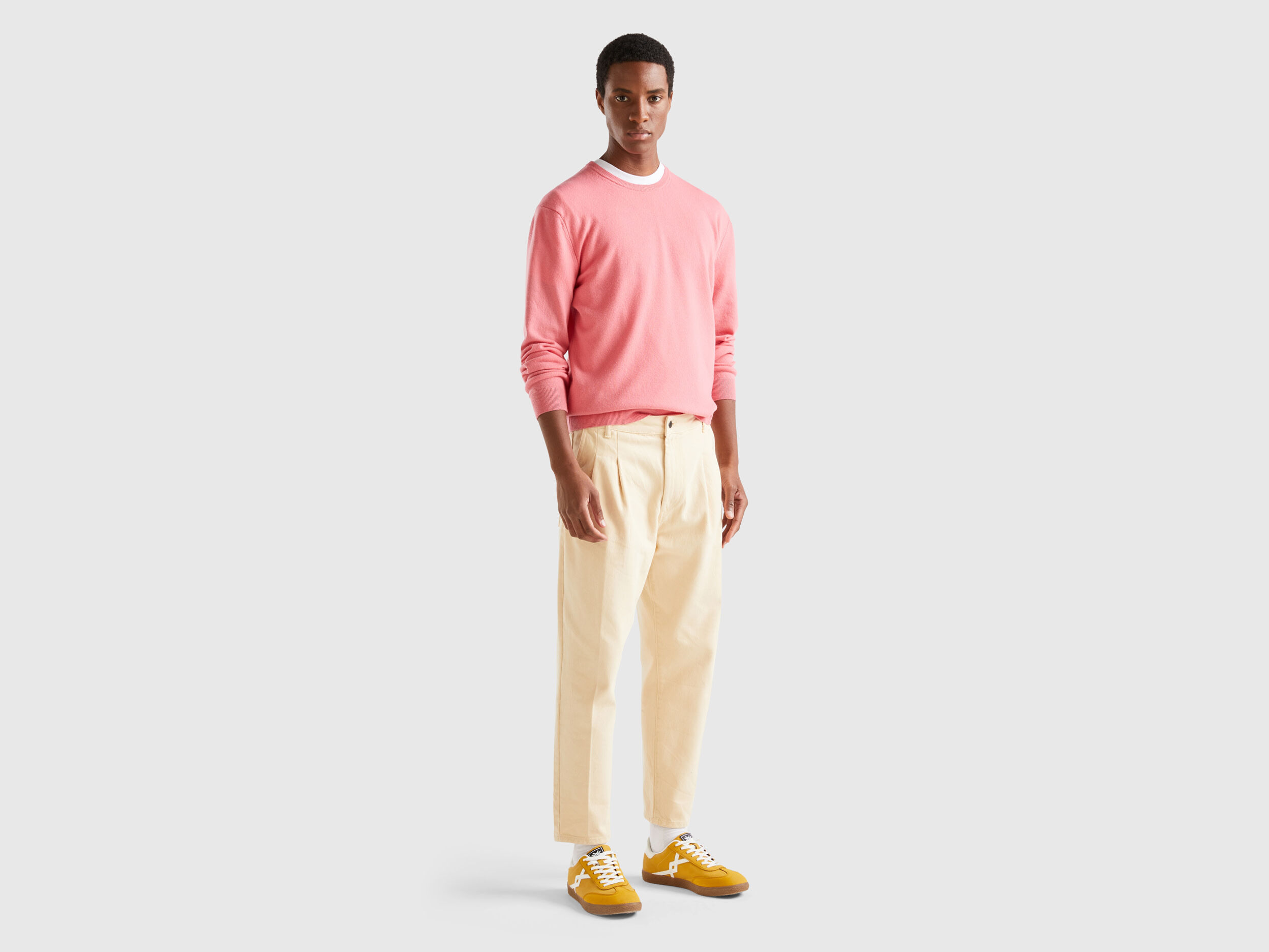 Pull rose best sale saumon homme
