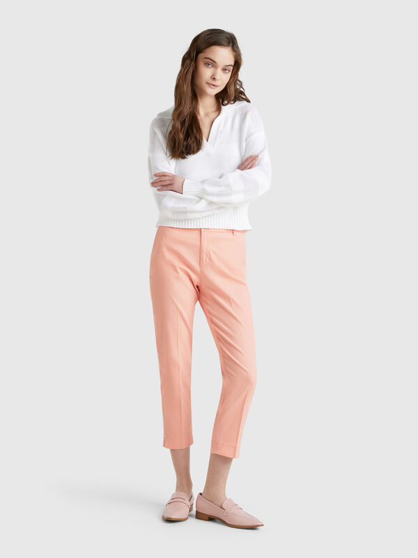 Chino raccourci en coton stretch Femme