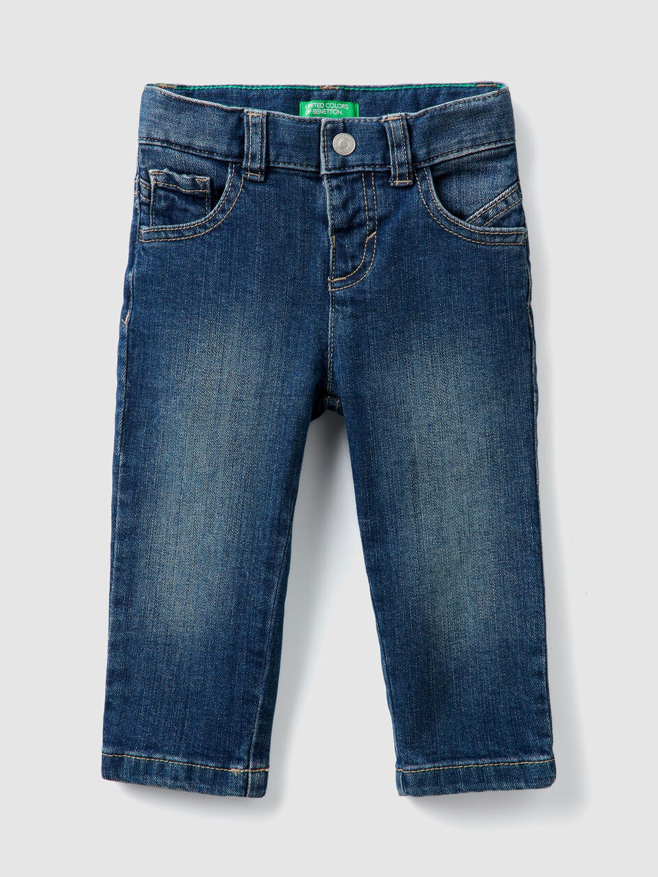 Jeans avec applications image number 1