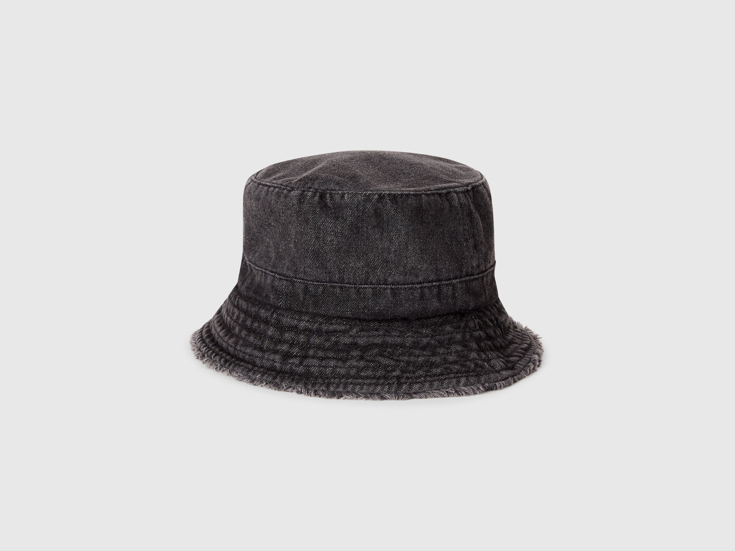 HAT Filles image number 1