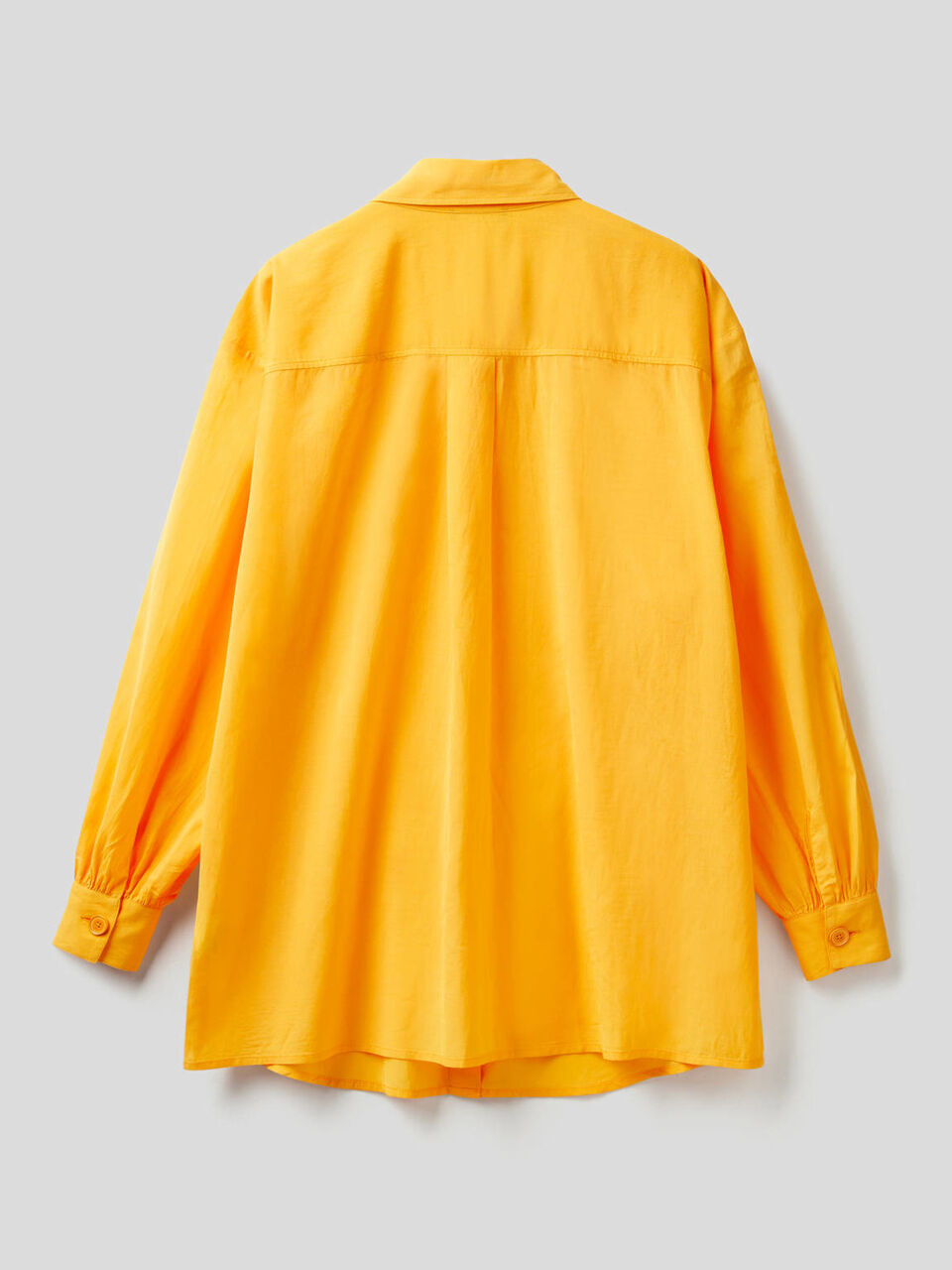 Chemise avec manches bouffantes image number 2