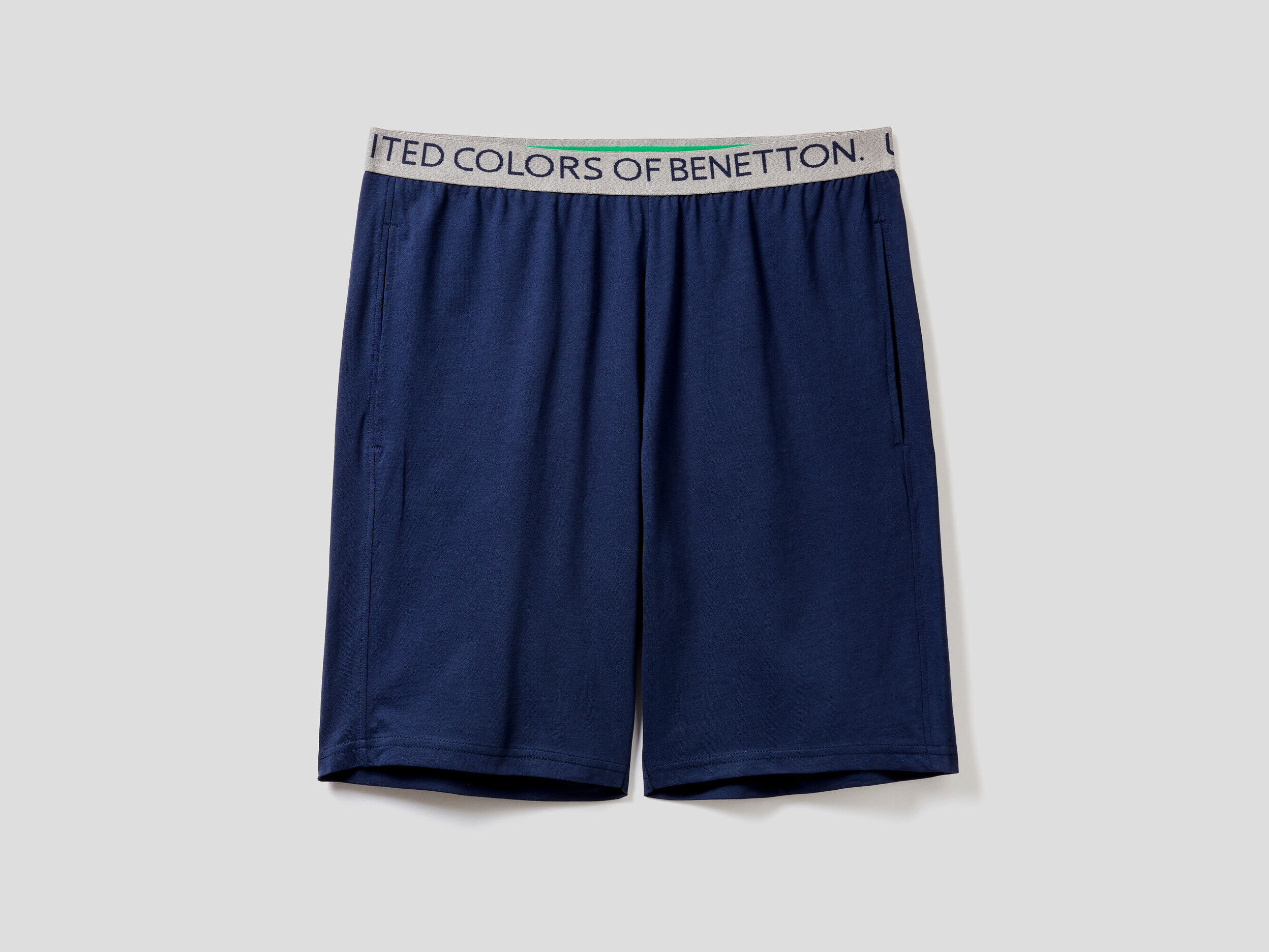 Short Style Runner En 100 % Coton United Colors of Benetton Fille Vêtements Pantalons & Jeans Pantalons courts Shorts en jean 
