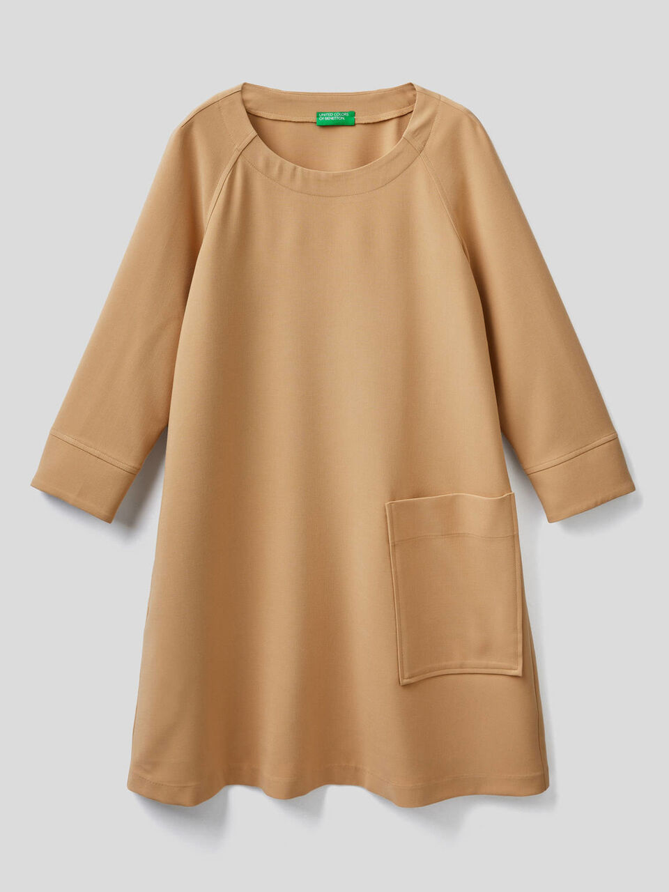Robe évasée avec grande poche image number 1