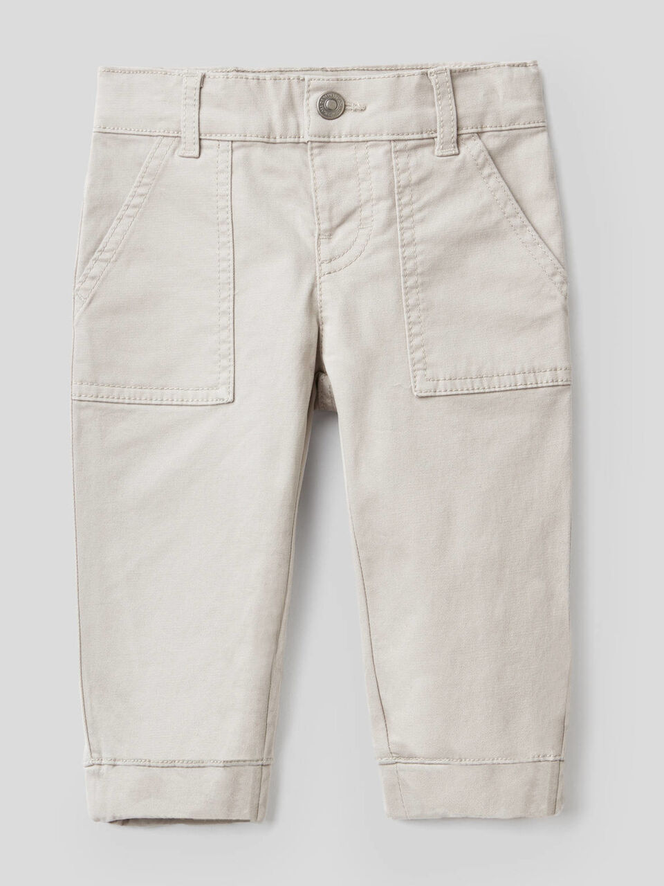 Pantalon avec grandes poches image number 1