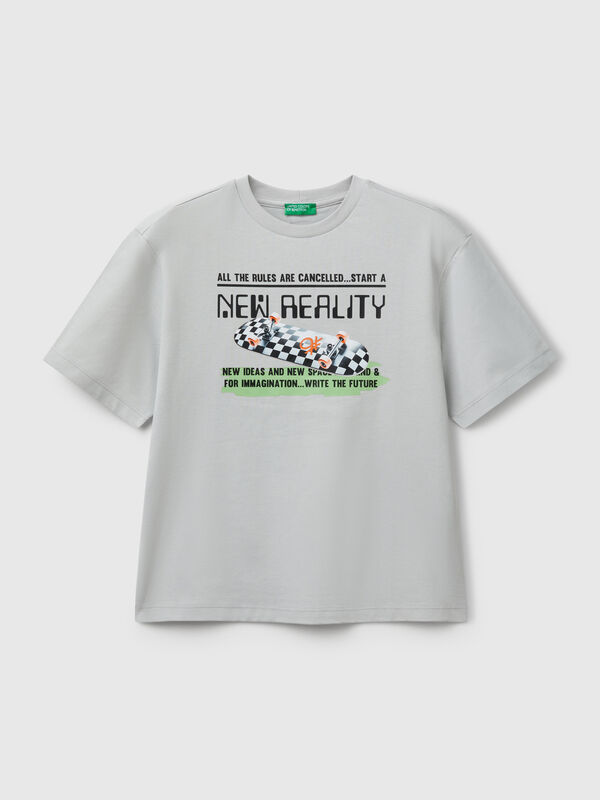 T-shirt gris avec impression sur le devant Garçon