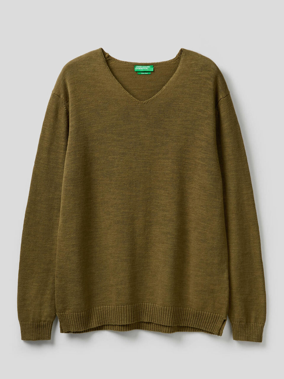 Pull col en V en mélange de lin et coton image number 1