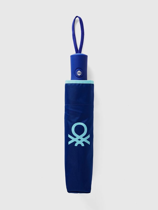 Parapluie bleu