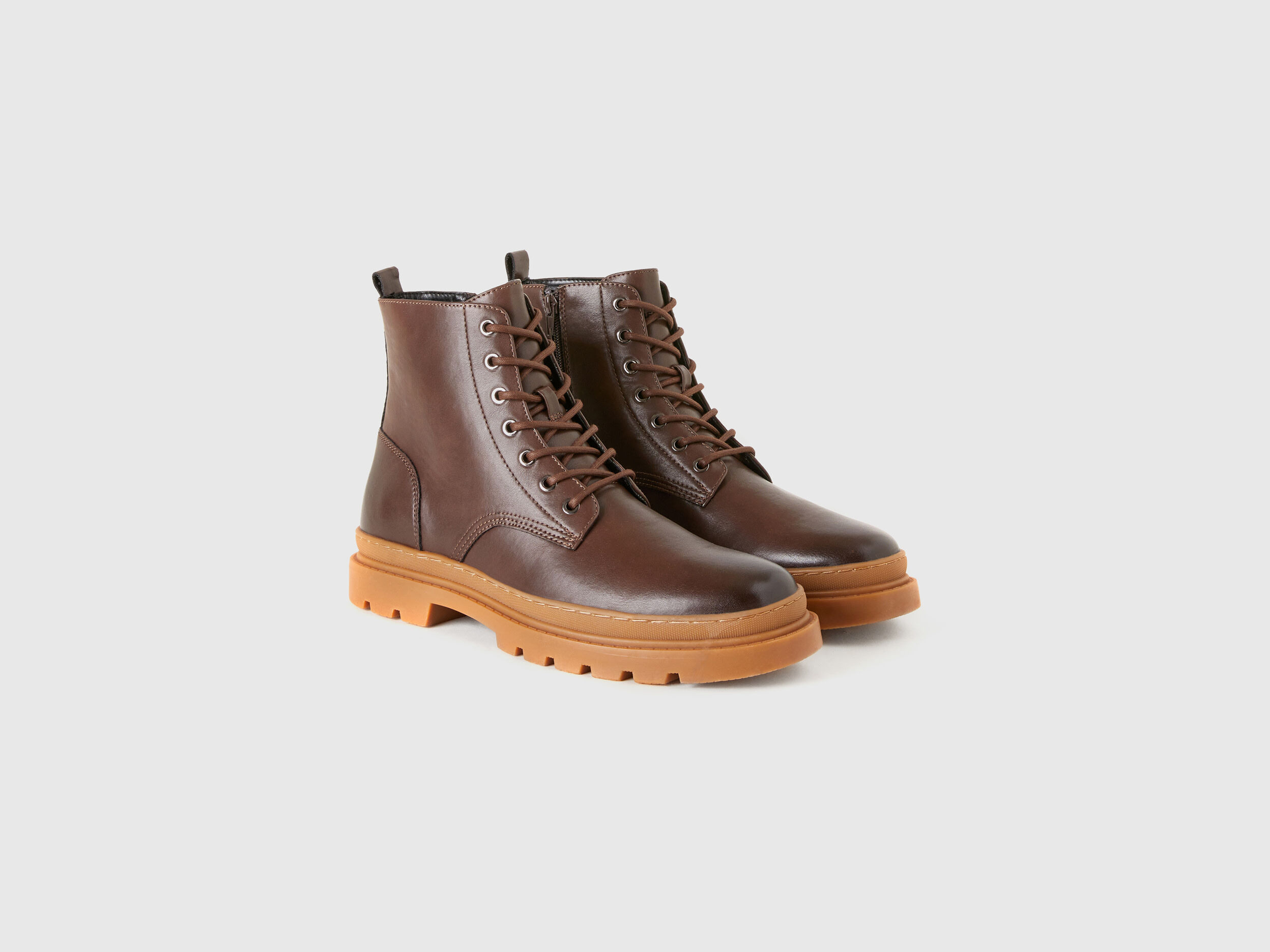 Rangers basses lacets Marron Benetton