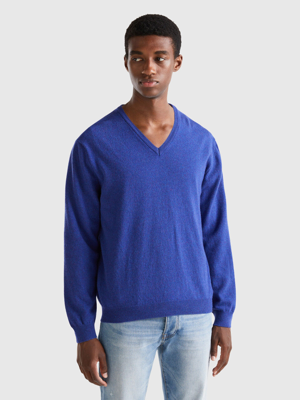Pulls Col en V Homme Nouvelle Collection 2024 Benetton