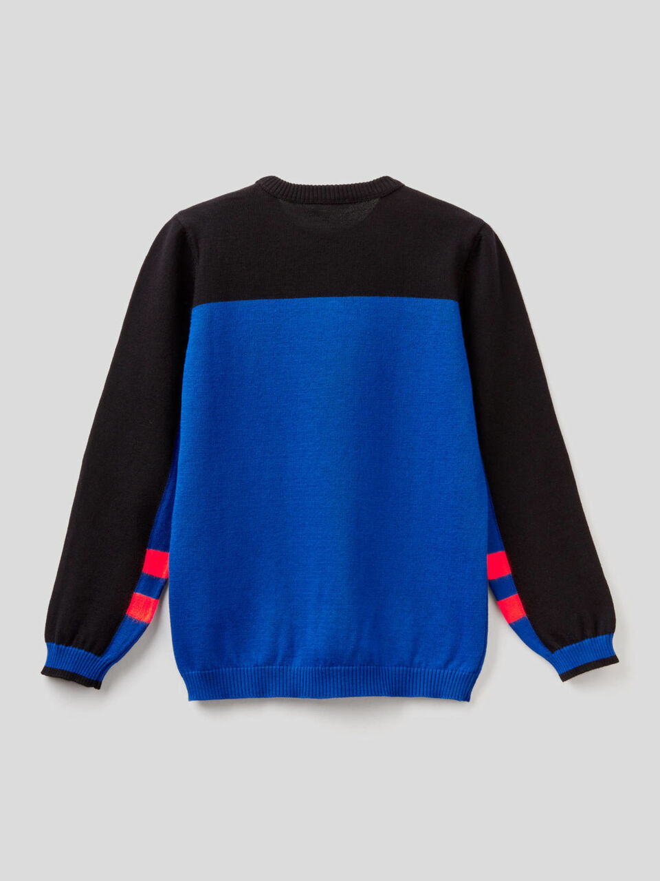 Pull col rond à logo image number 2