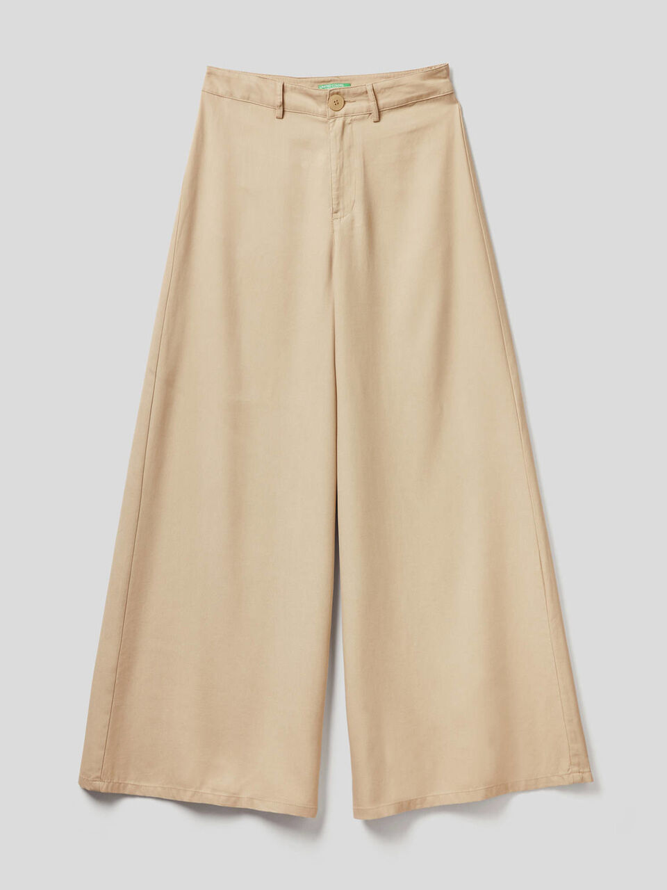 Pantalon avec coupe ample image number 1