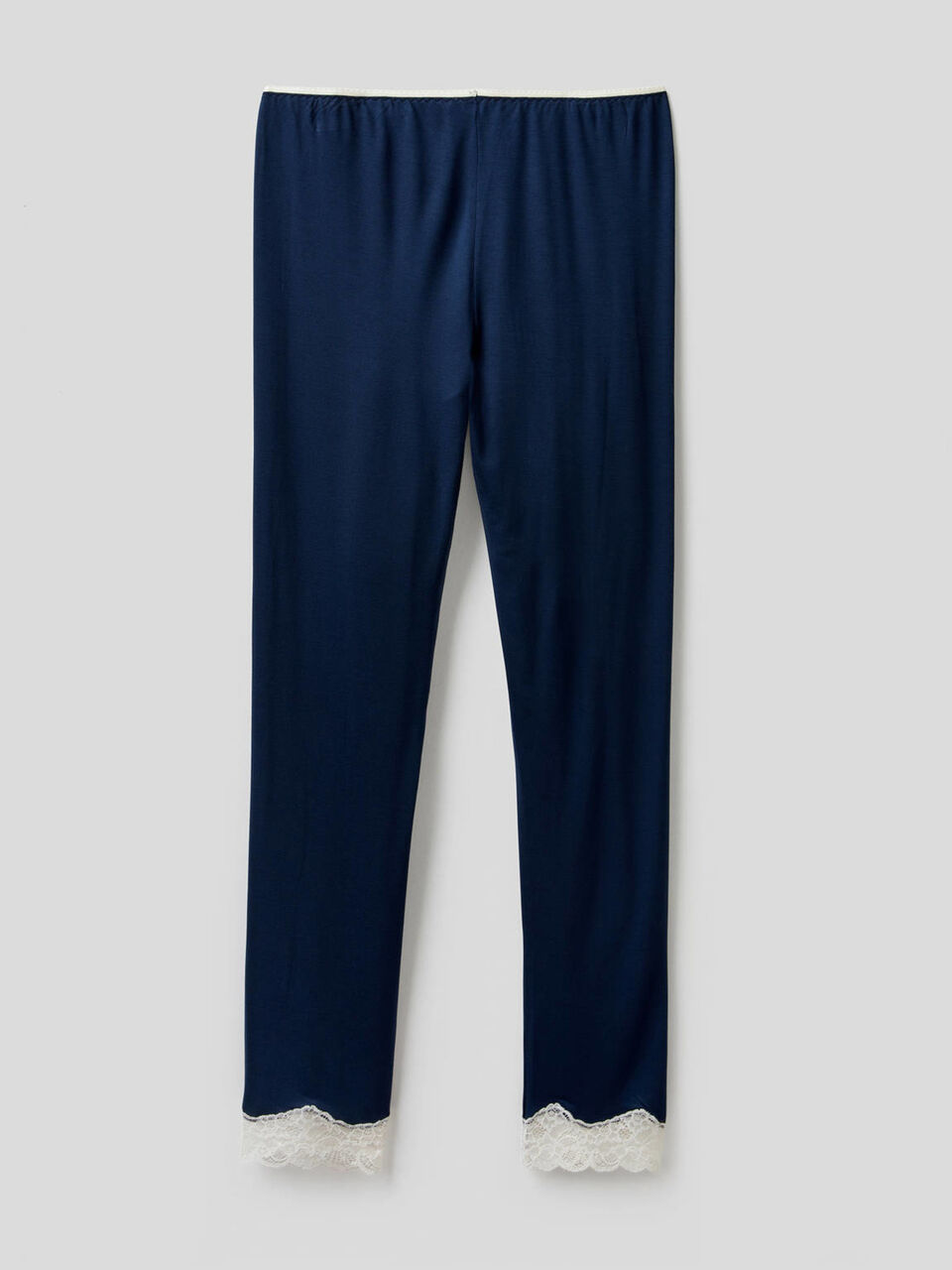 Pantalon avec détails en dentelle image number 2