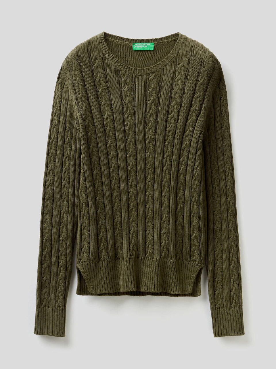 Pull en coton avec torsades. image number 1