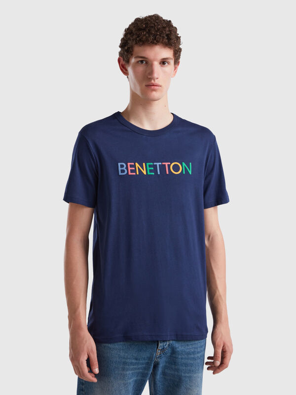 T-shirt bleu foncé en coton bio à logo multicolore Homme