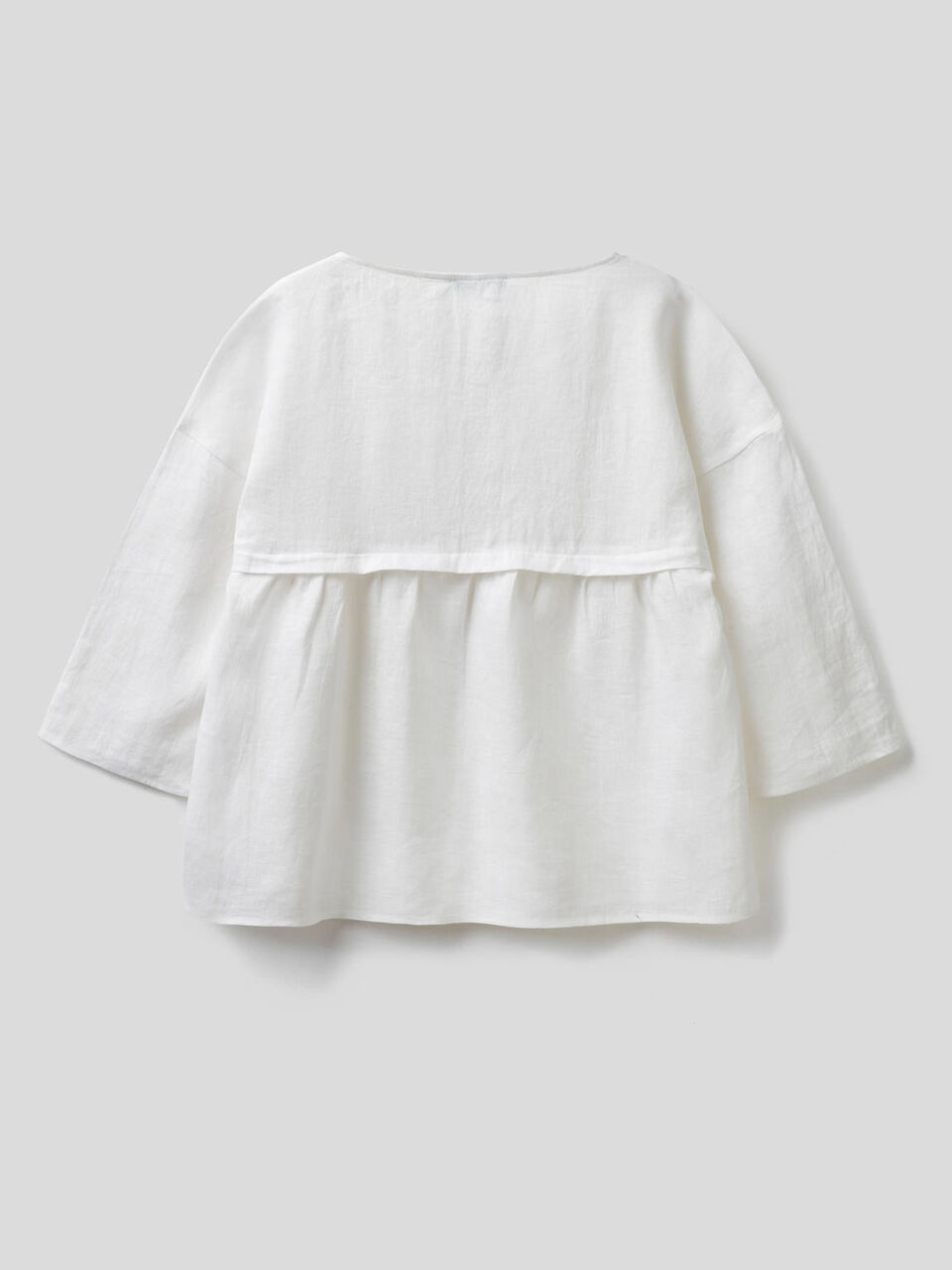 Blouse 100% lin à volant image number 2