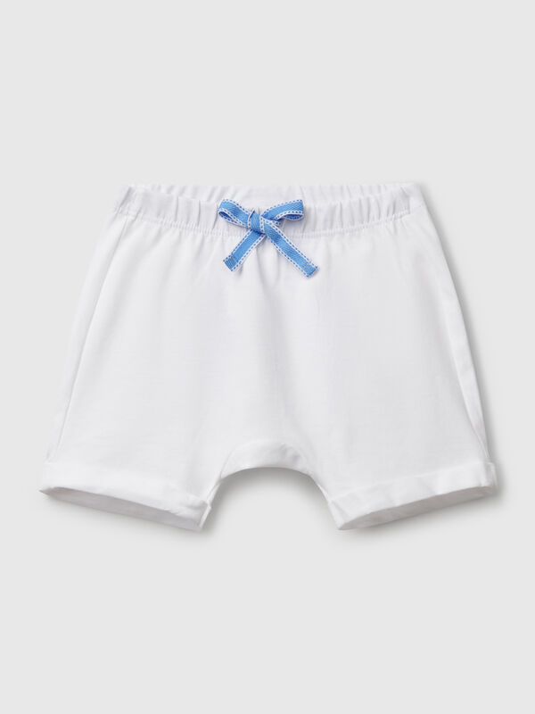 Short avec patch au dos Naissancede