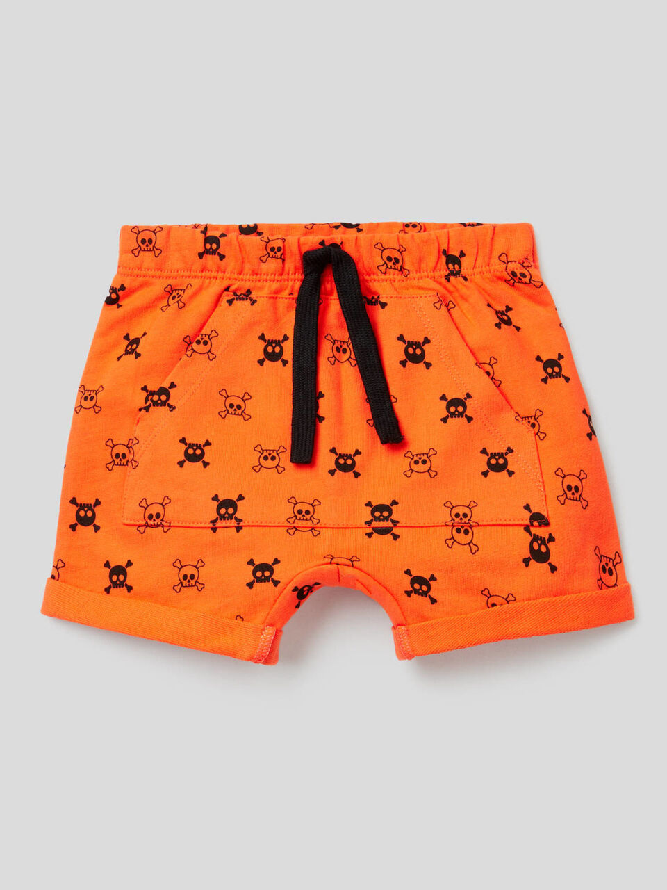 Short avec grande poche image number null