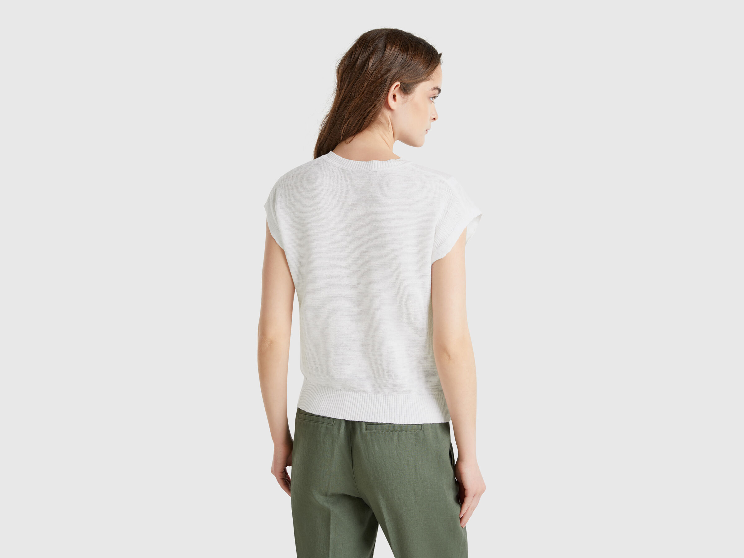 SLEEVELESS SWEATER Femme image number 1