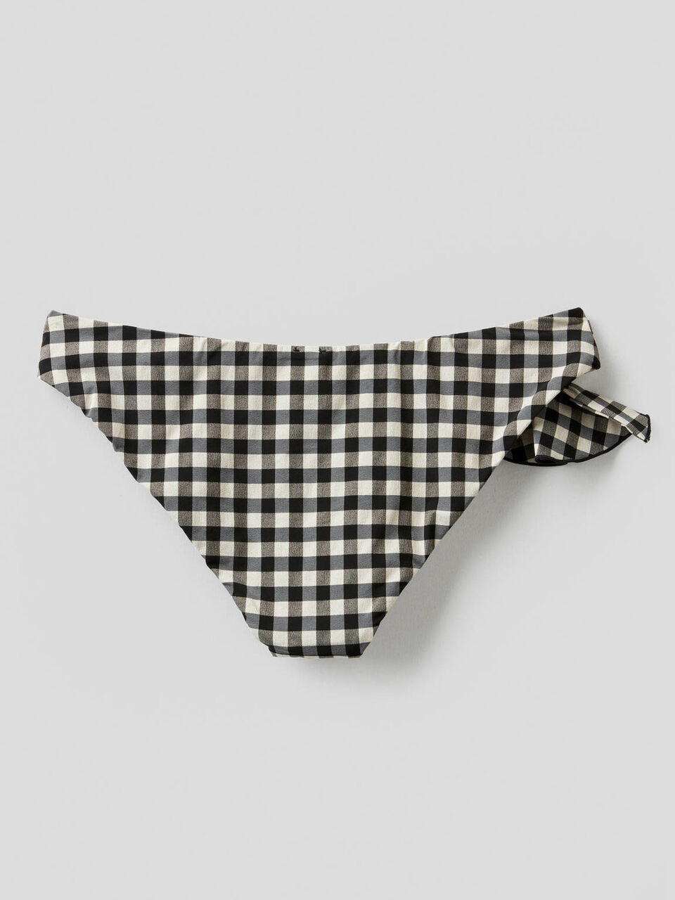 Slip de bain vichy avec volant image number 2
