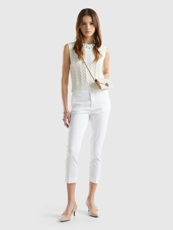 Chino cropped en coton stretch Femme