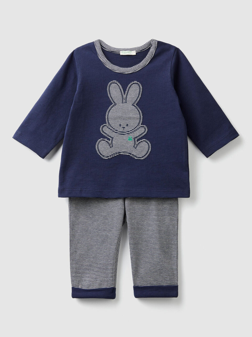 Ensemble t-shirt et pantalon image number 1