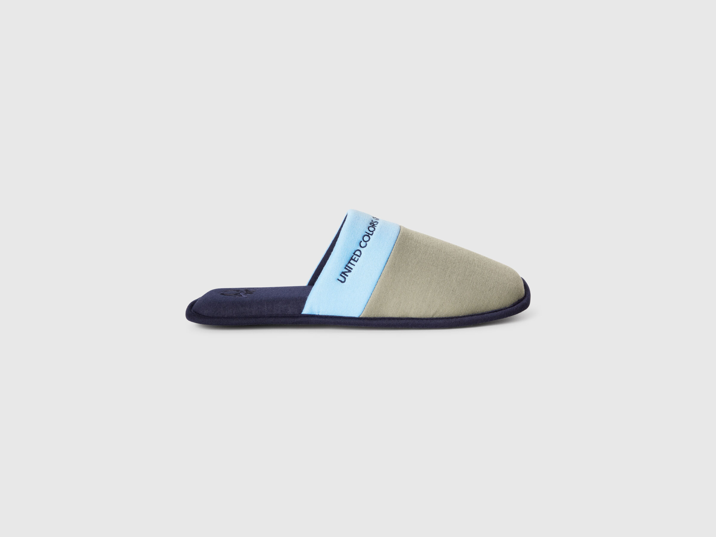 SLIPPERS image number 0