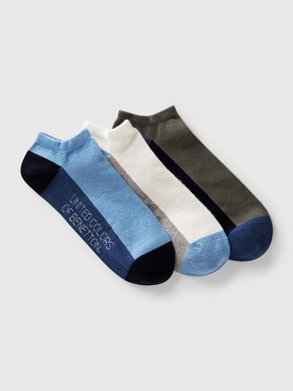 Trois paires de chaussettes color block