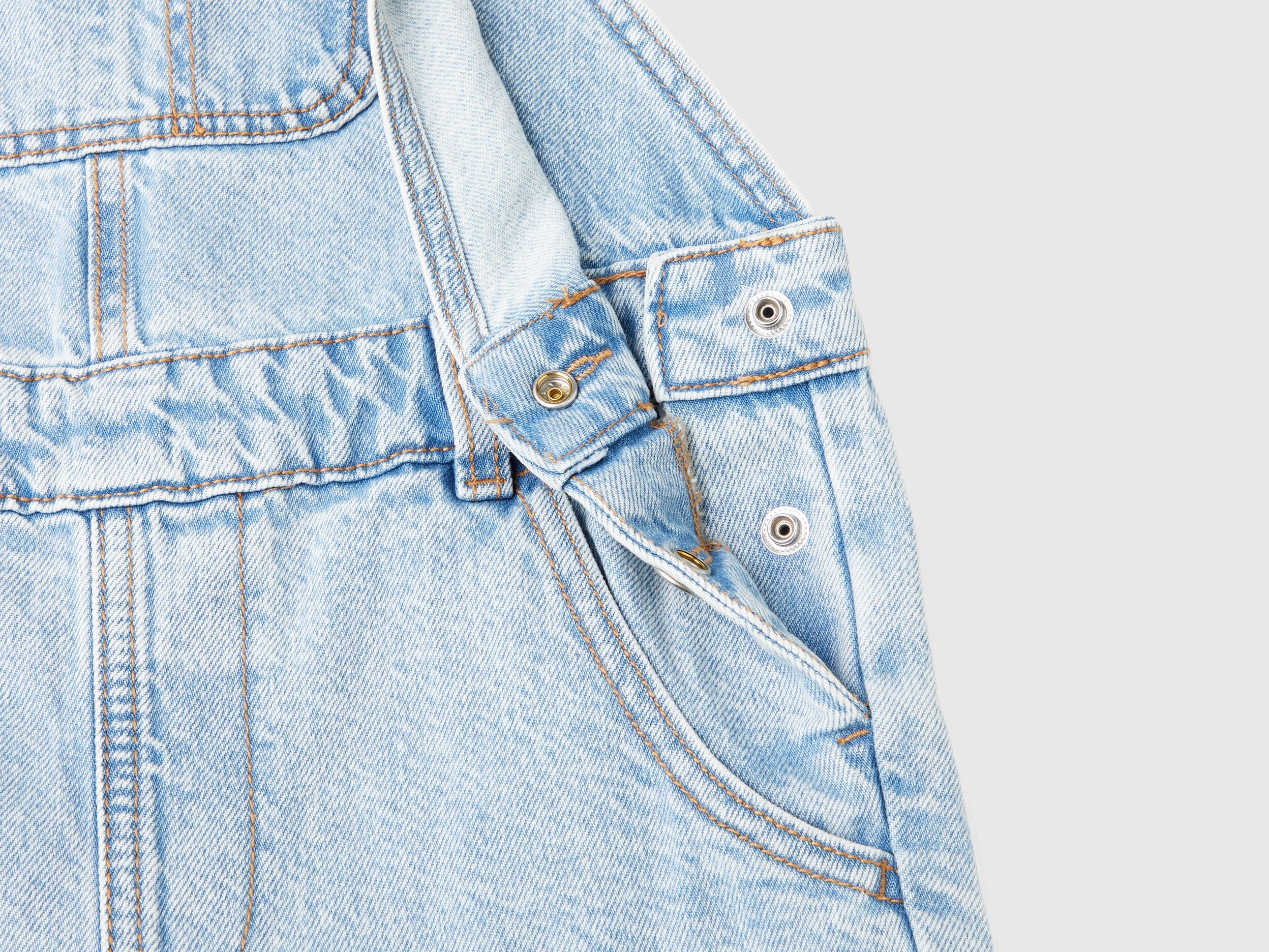 Salopette en jeans a strass Bleu Clair Benetton