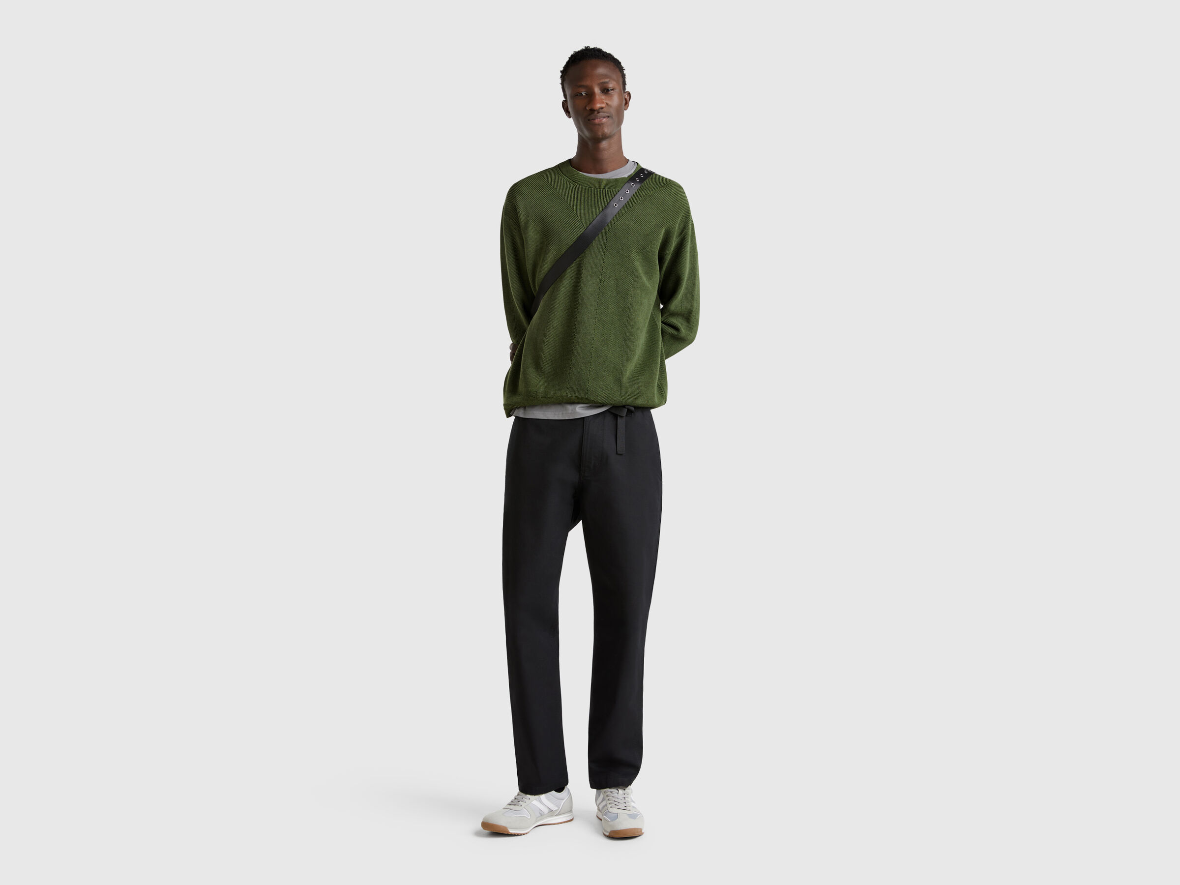 SWEATER L/S Homme image number 2