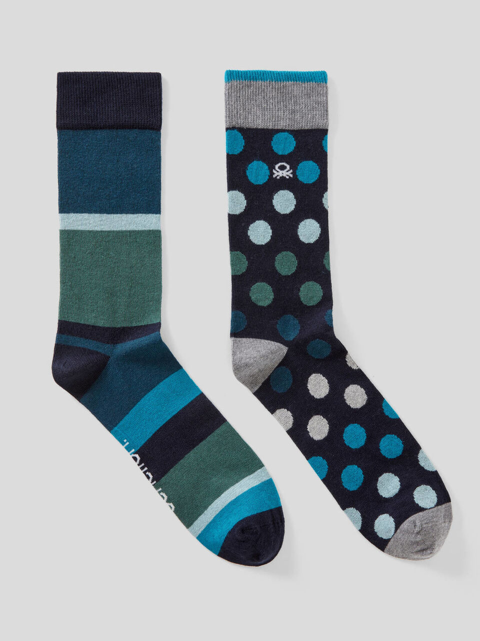 Deux paires de chaussettes à motif image number 1