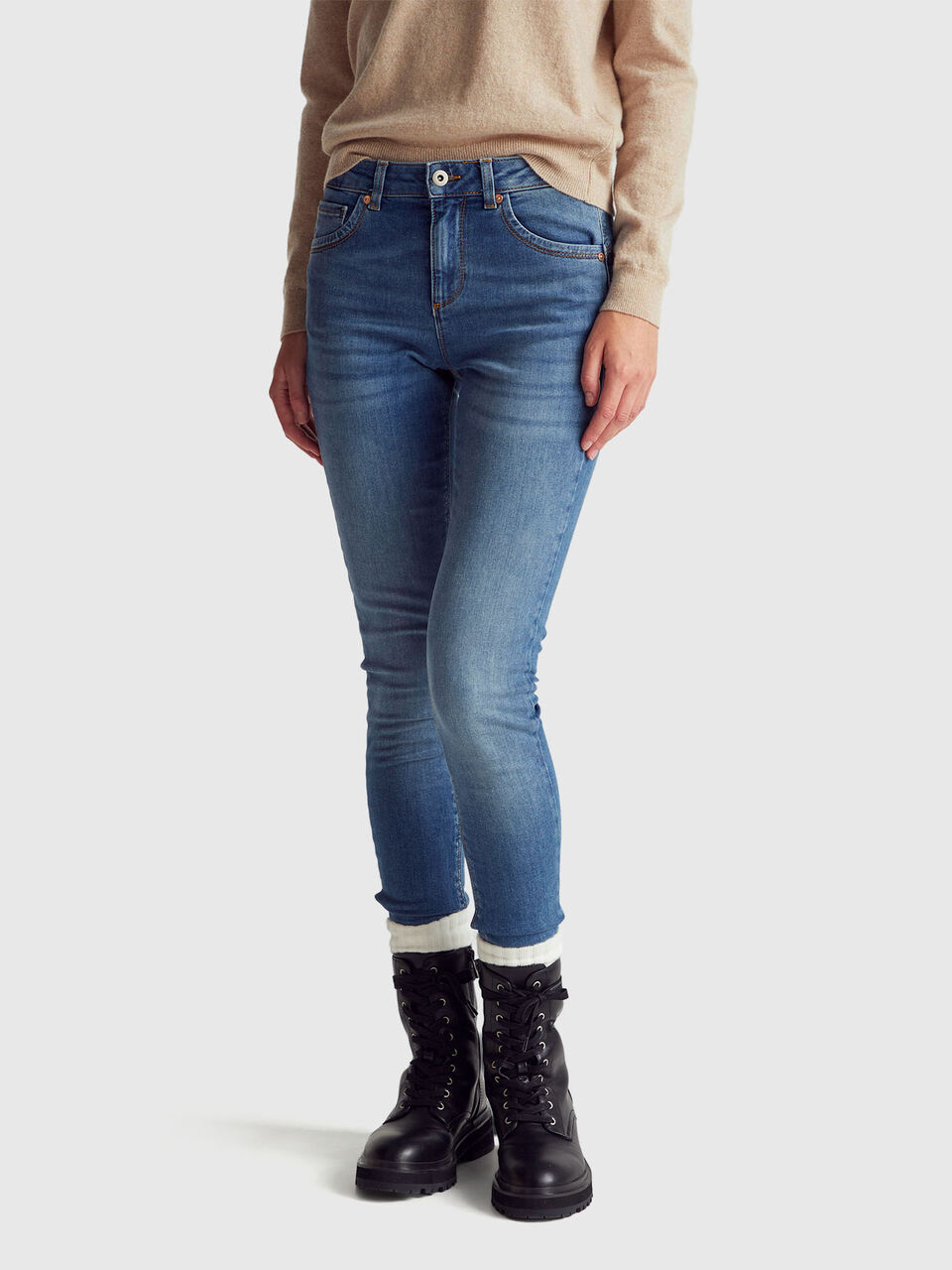 TROUSERS Femme image number null