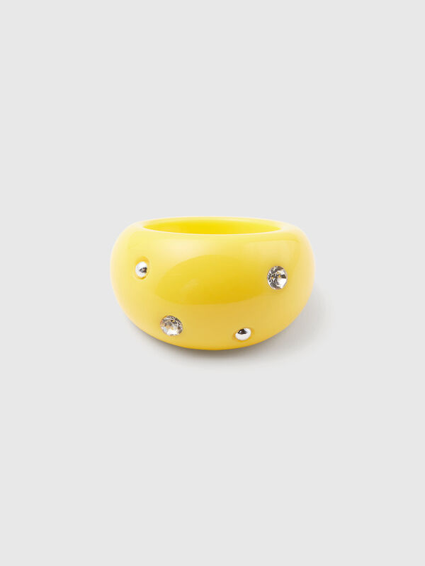Bague jaune avec strass et clous Femme
