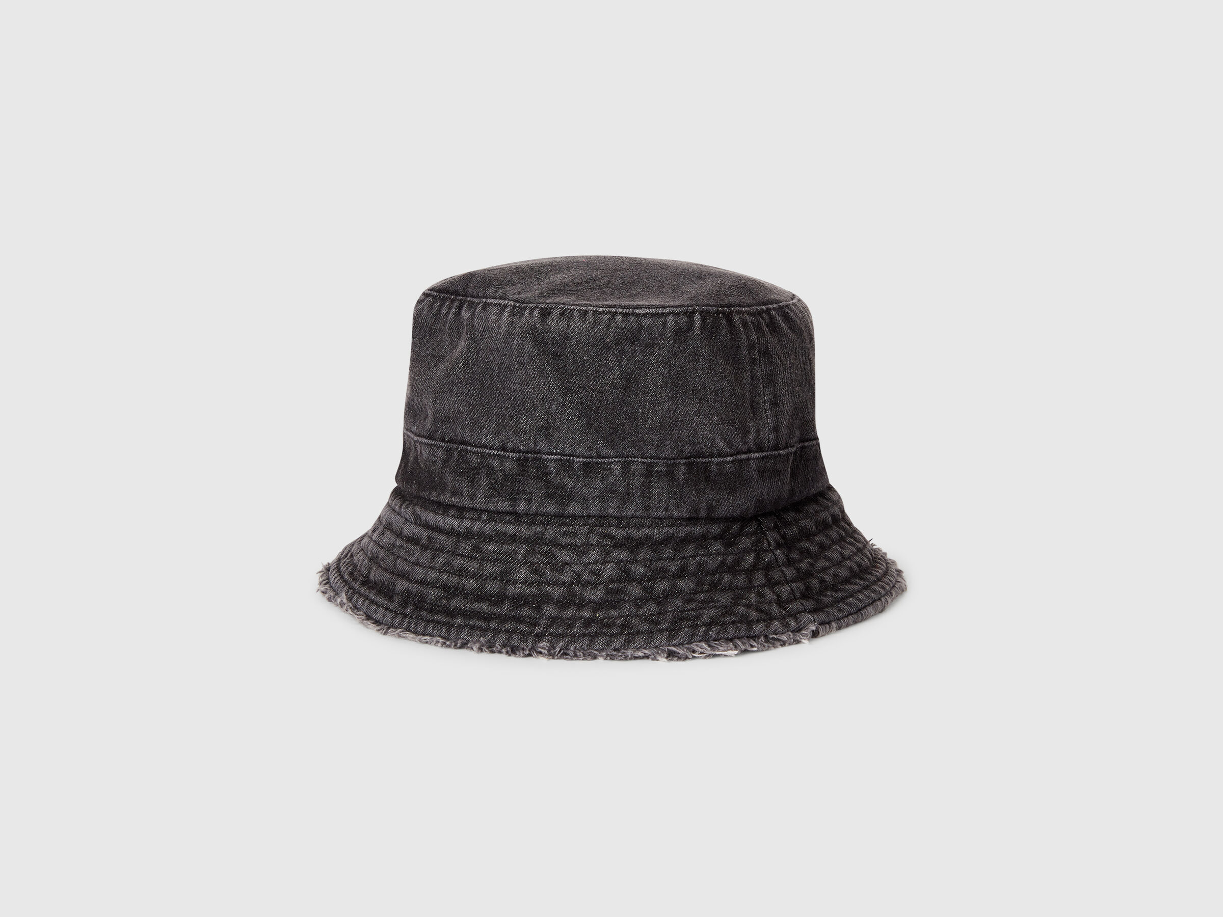 HAT Filles image number 0