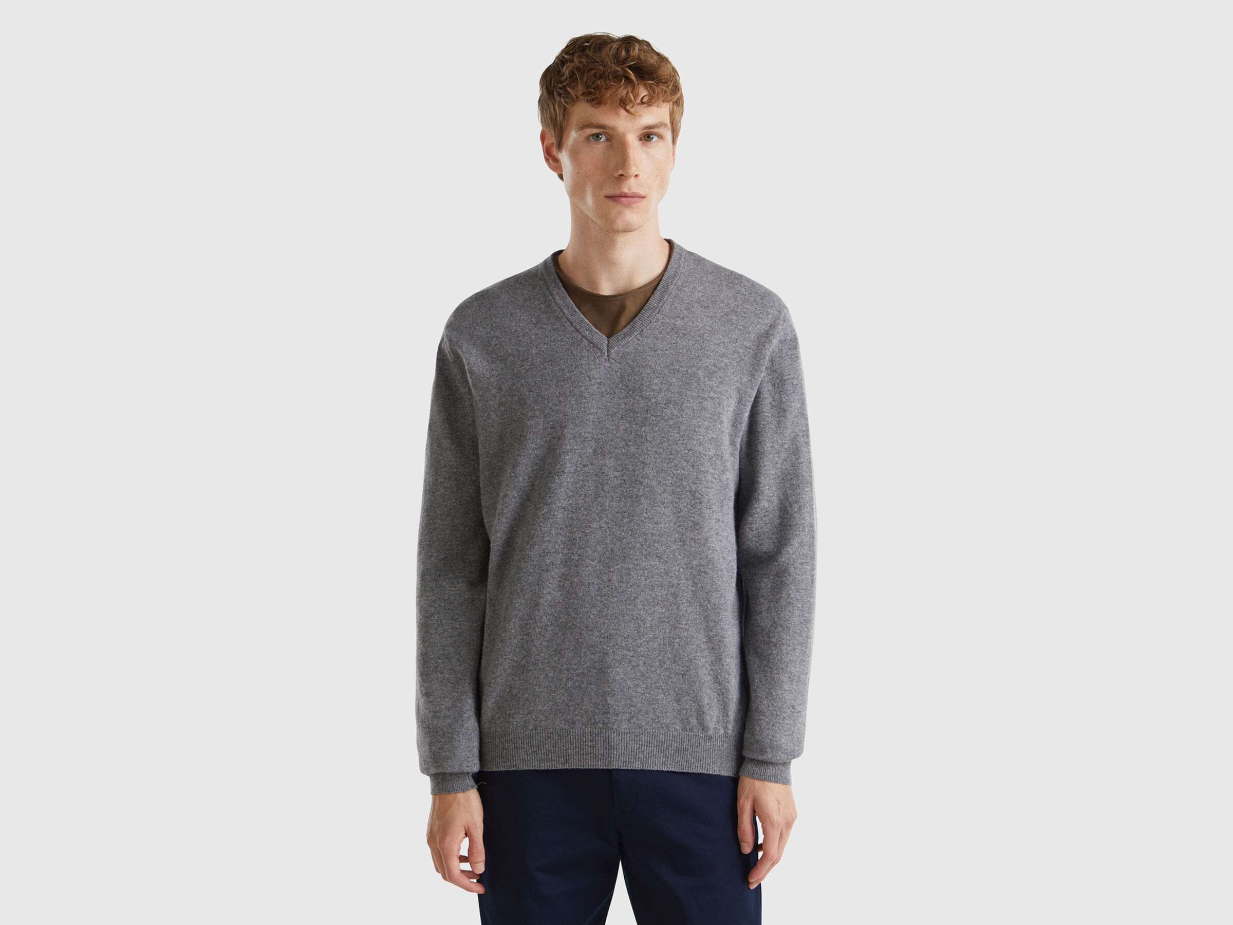 V NECK SWEATER L/S Homme image number 0