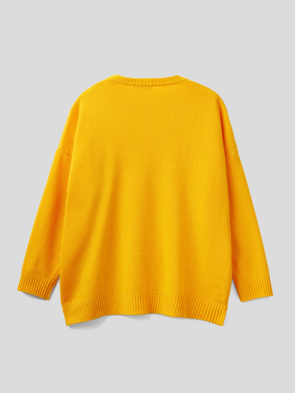 Pull large avec fentes image number 2