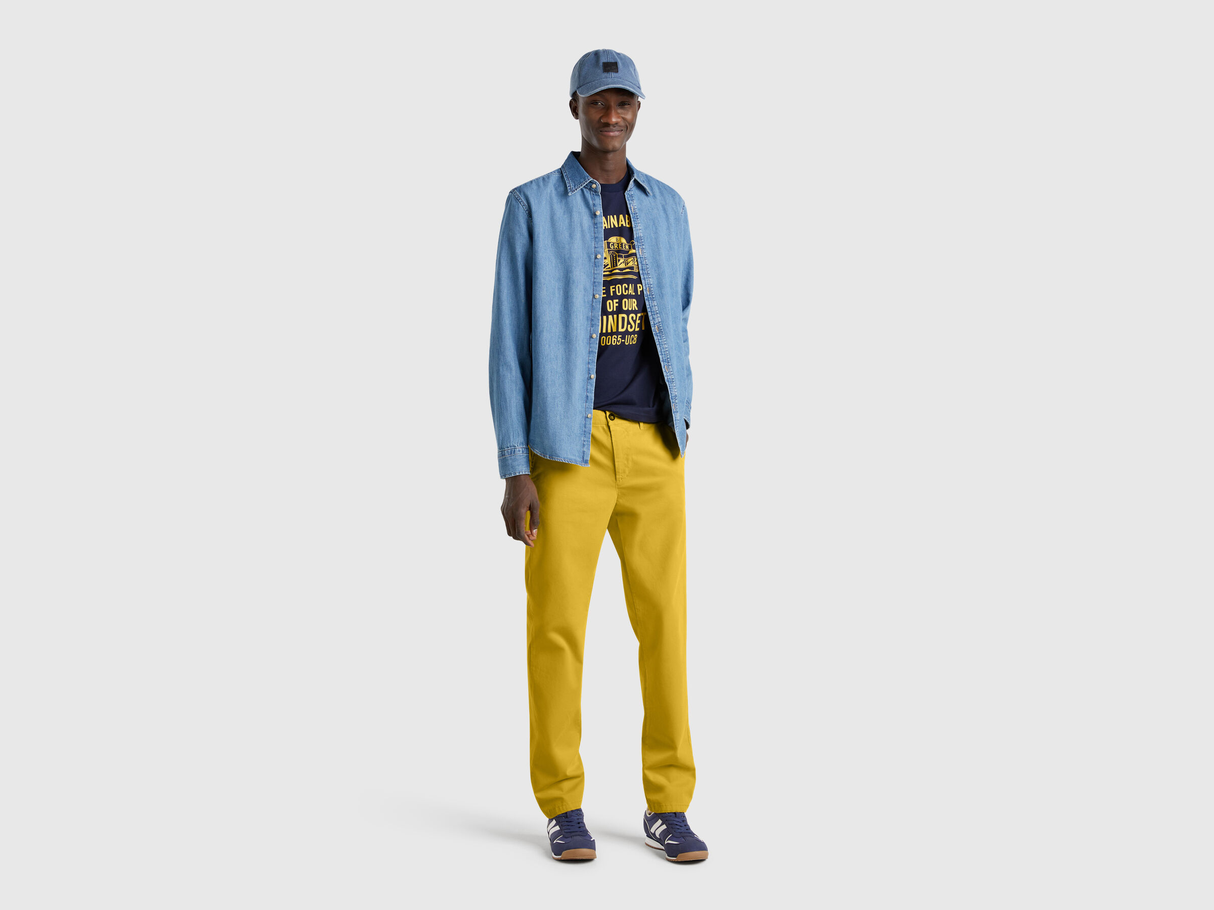 TROUSERS Homme image number 2