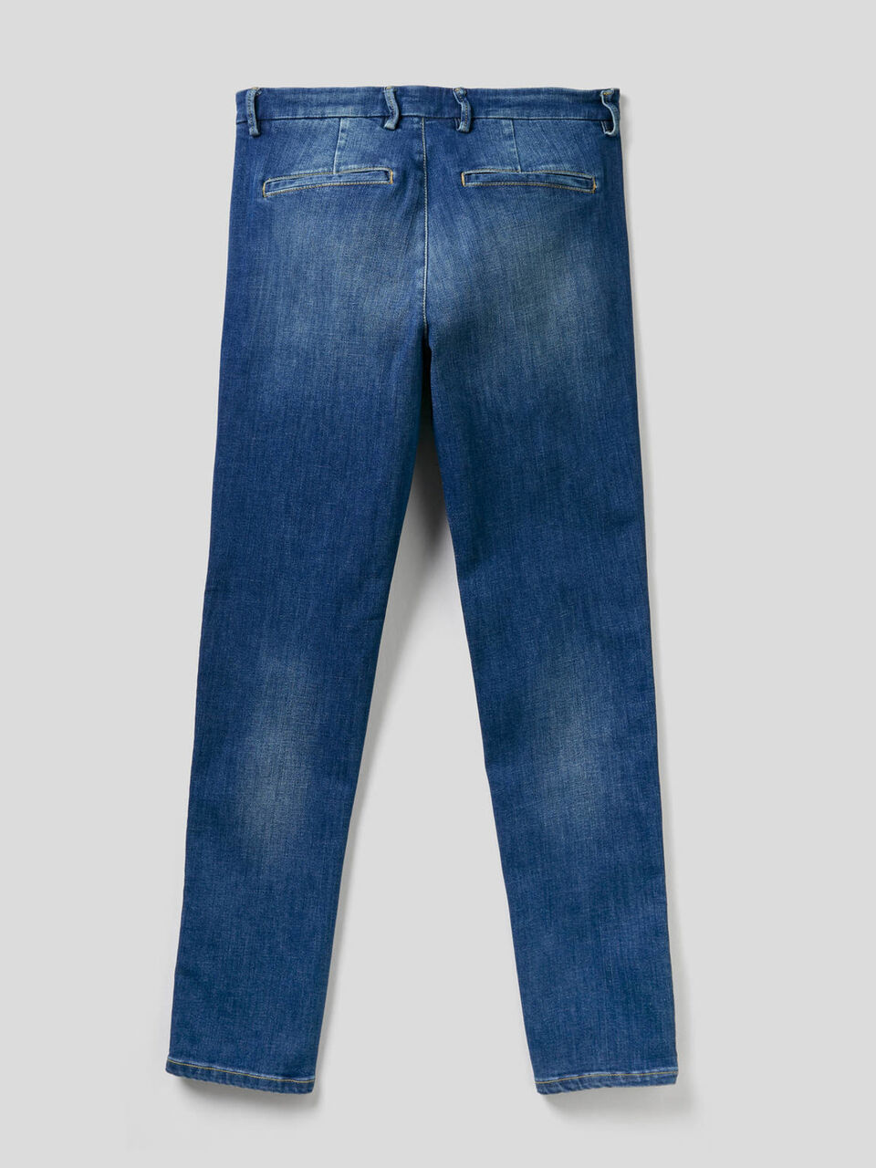 Chino coupe slim en denim stretch image number 2