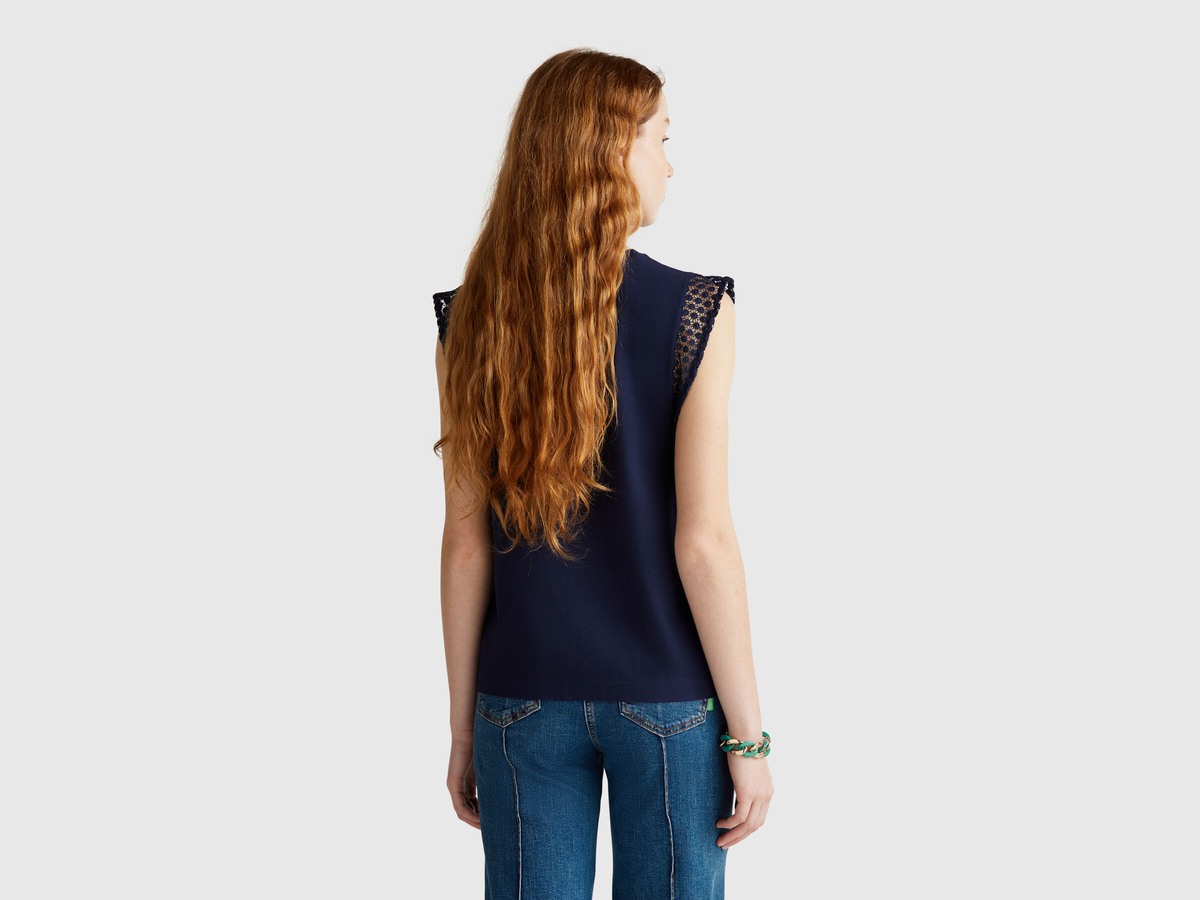SLEEVELESS SWEATER Femme image number 1