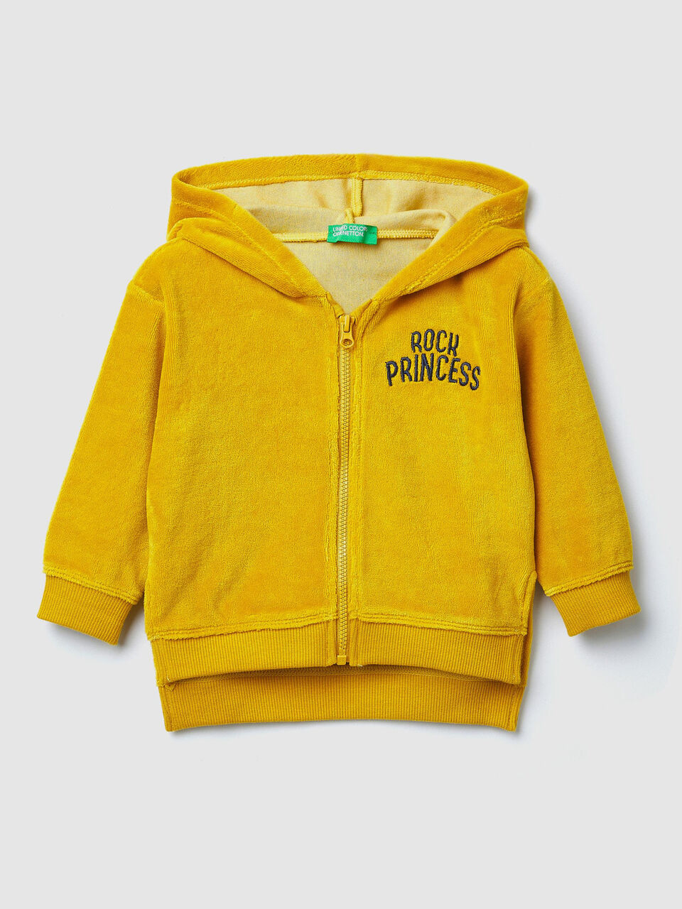 Sweat en chenille avec broderies image number 1