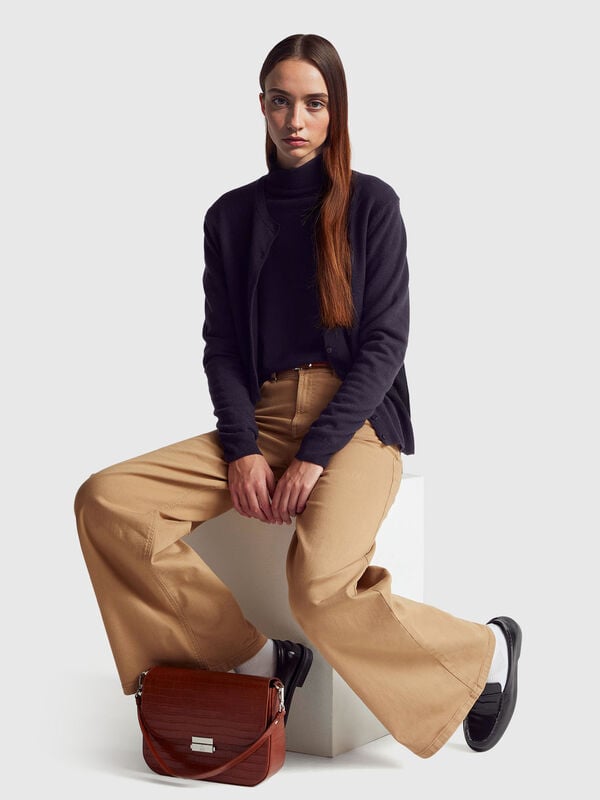 Pull col roulé noir en pure laine mérinos Femme