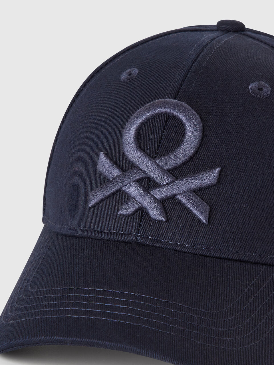 CAP WITH VISOR Homme image number null
