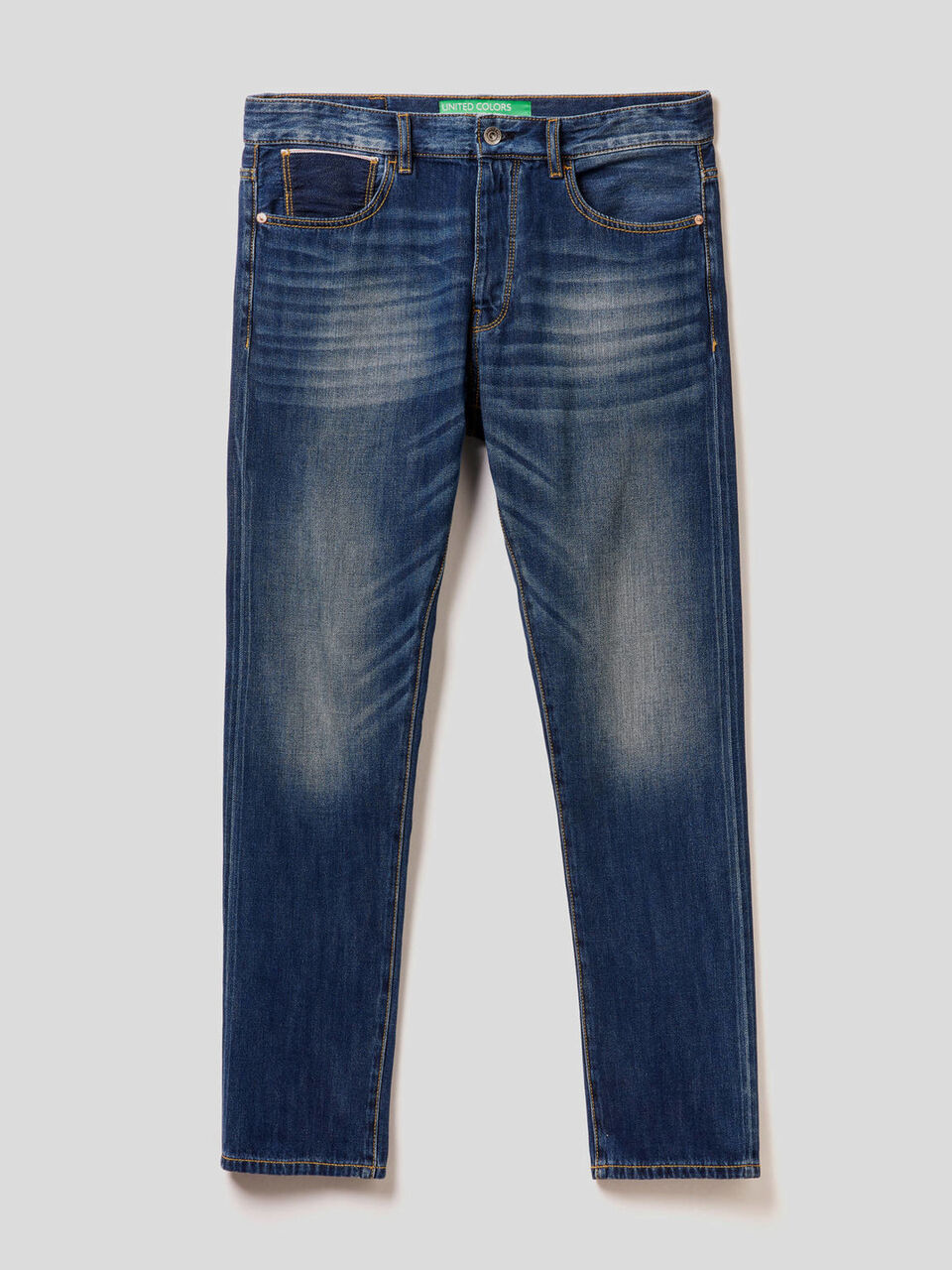Jeans cinq poches avec aspect usé image number 1