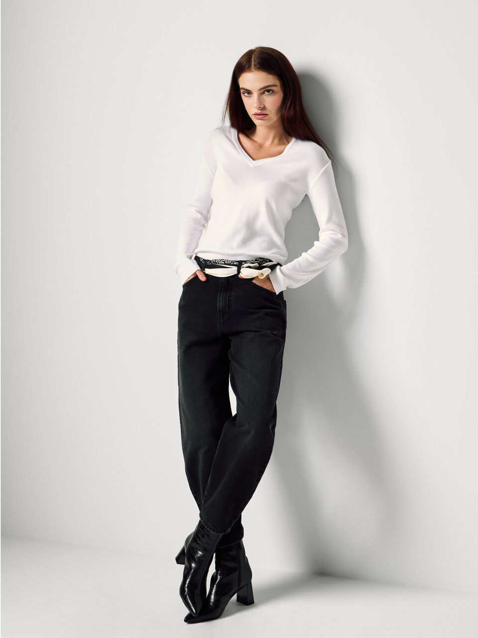 V NECK SWEATER L/S Femme image number null