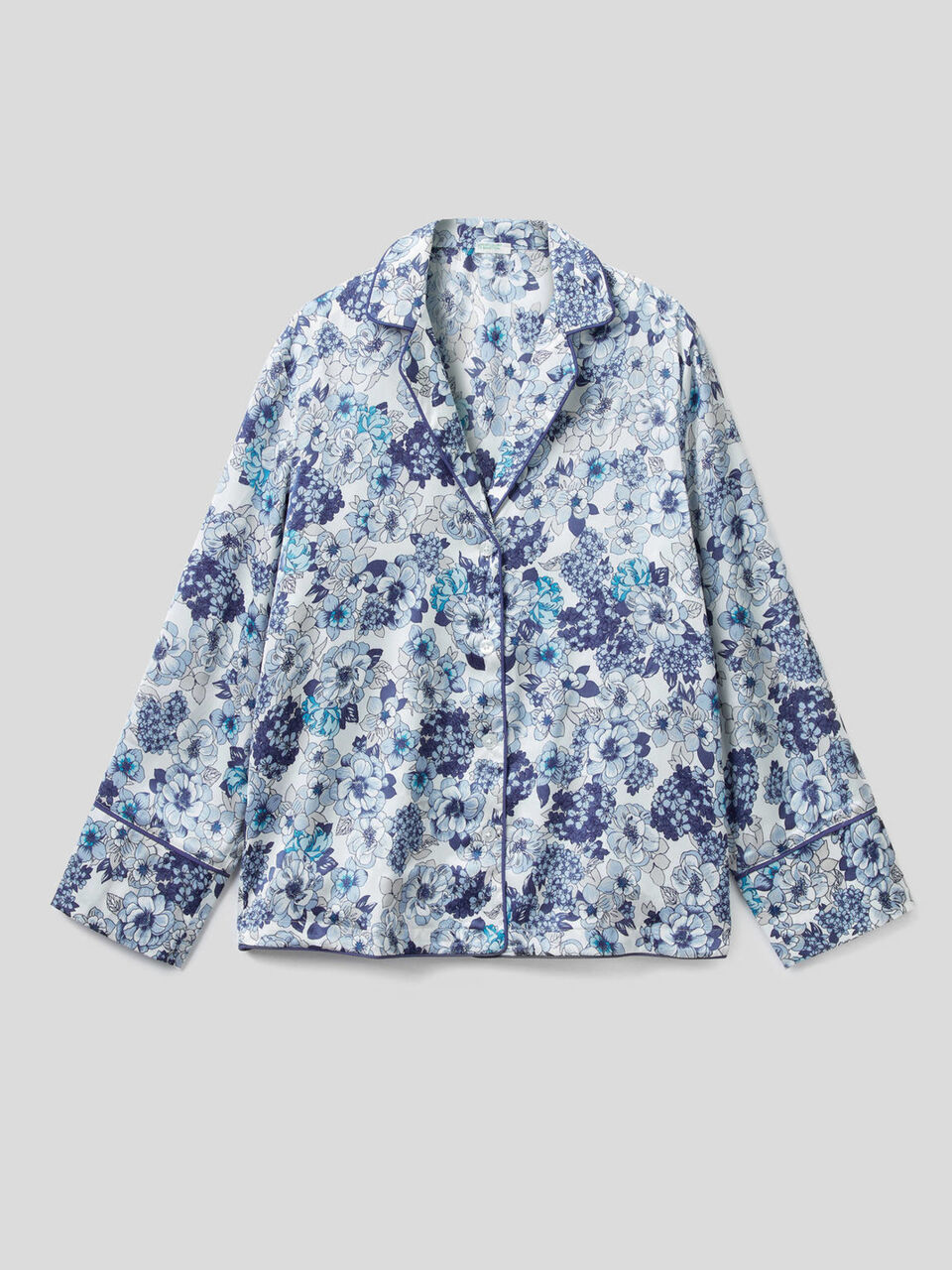 Blouse de pyjama avec imprimé à fleurs image number 1