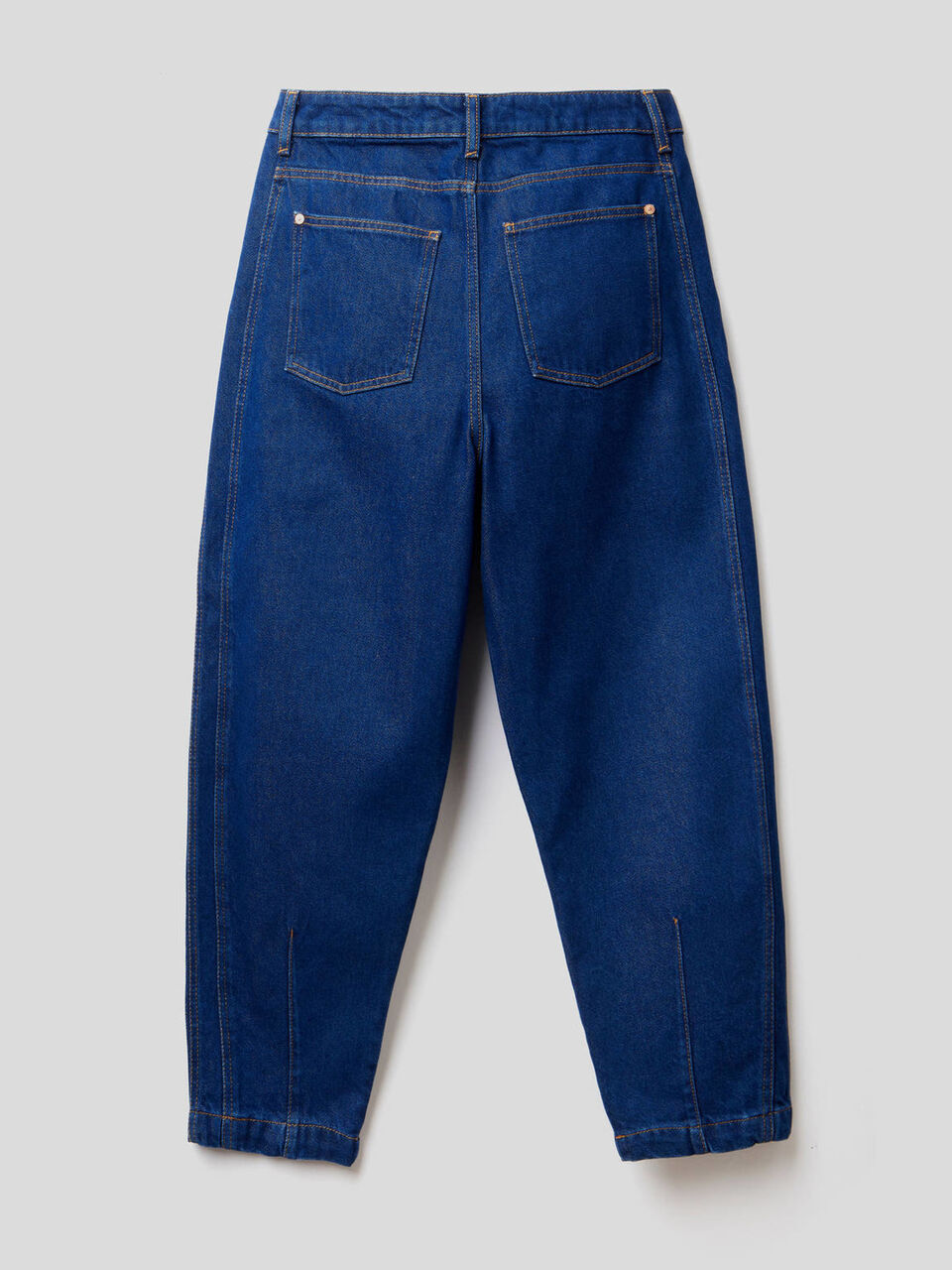 Jeans coupe carrot image number 2