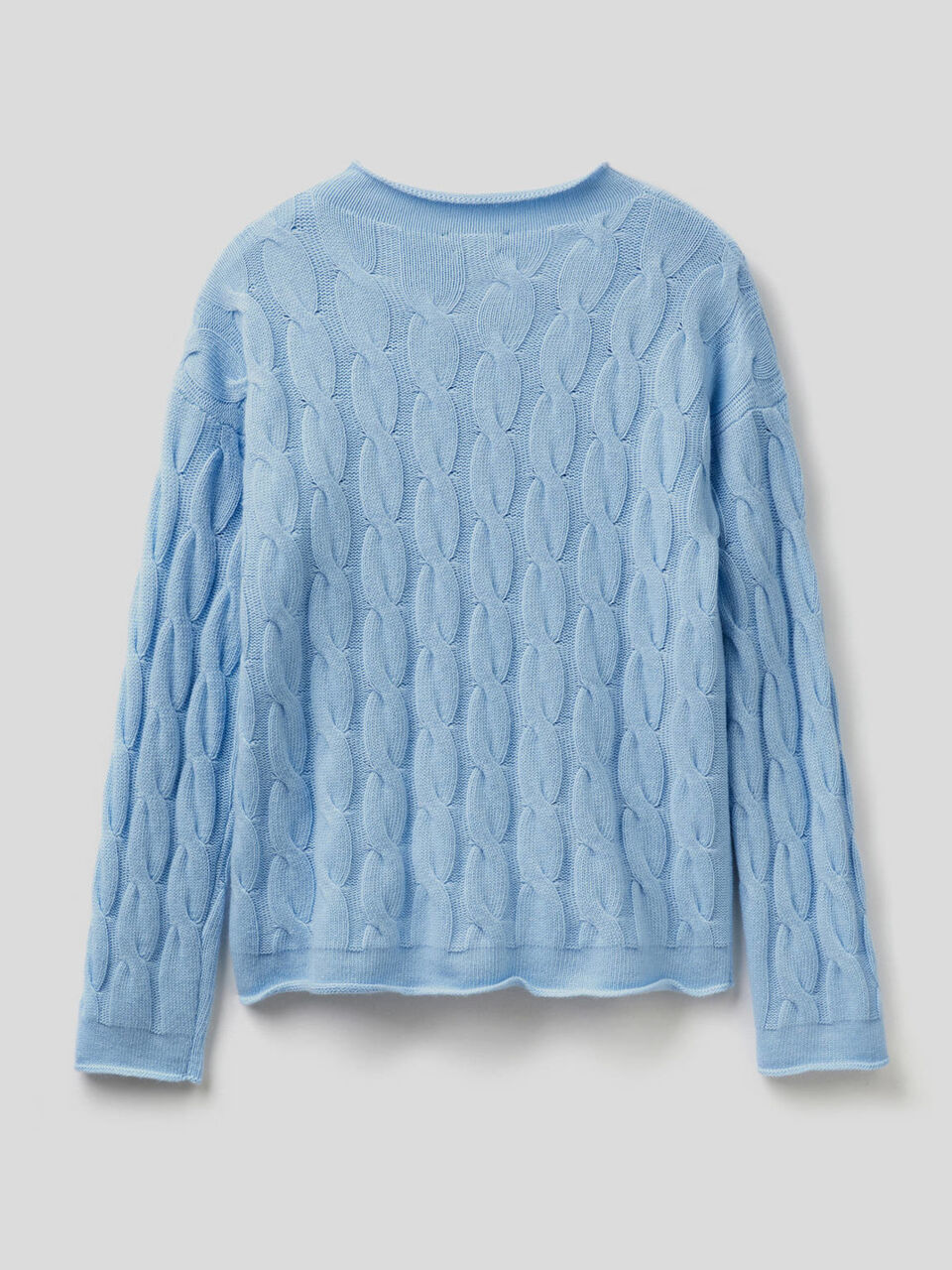 Pull avec torsades image number 2